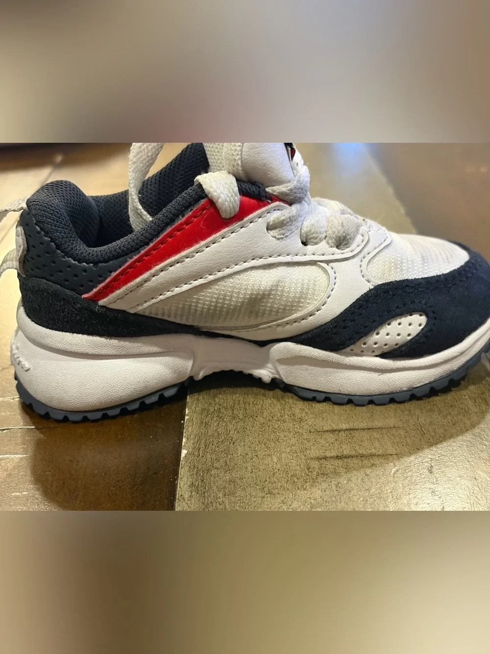 Champion Retro Shoes White/Blue/Red Shoes Sz 5T